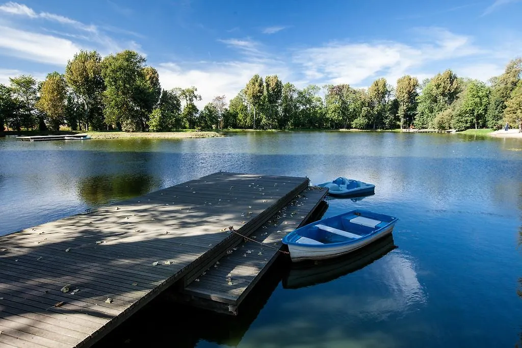 **** Hotel Zamek Topacz Wysoka  Poland