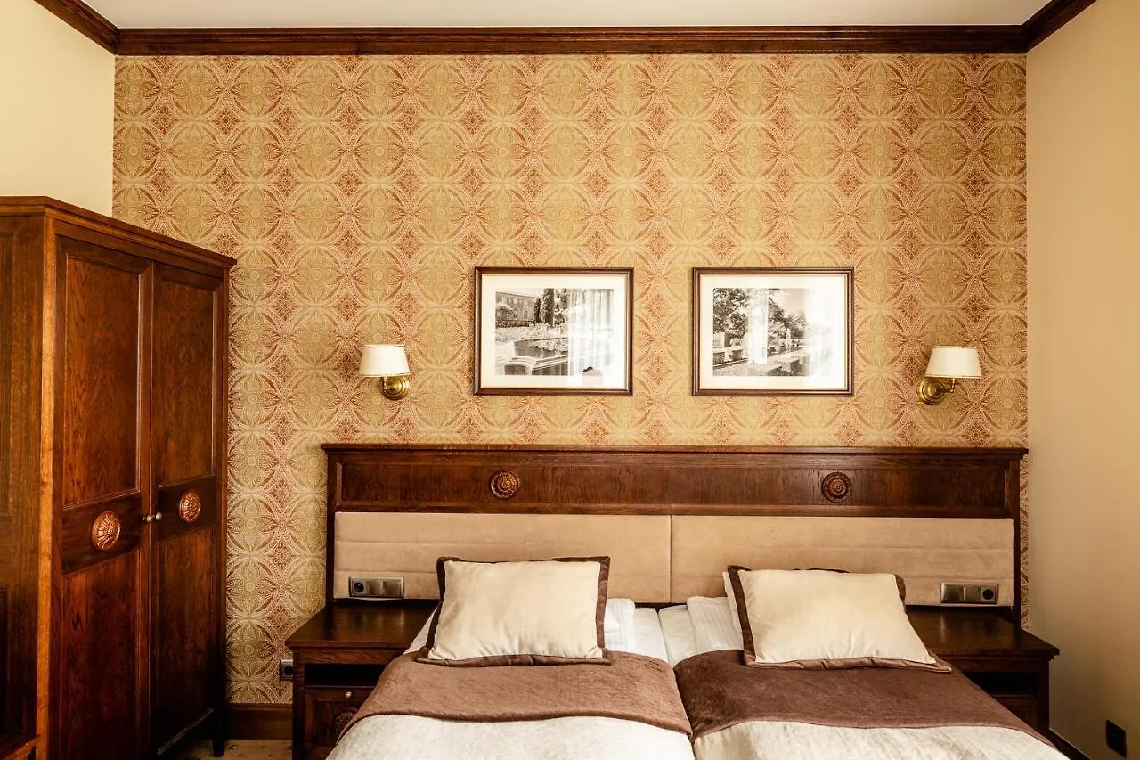 Hotel Zamek Topacz Wysoka